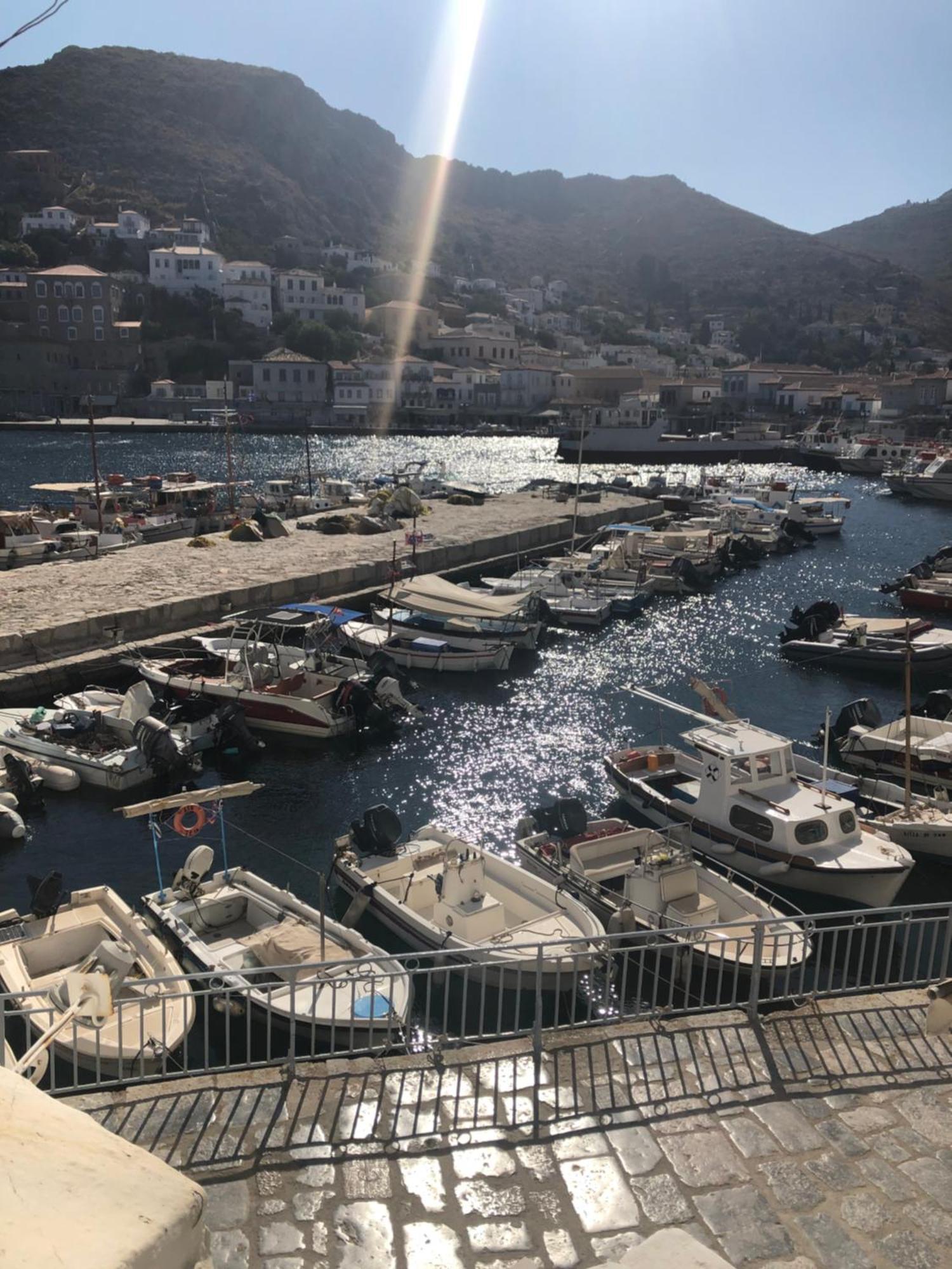 Appartamento Hydra'S View Esterno foto